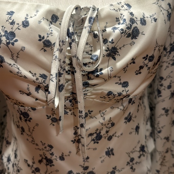 Gianni bini puff sleeve blouse - Picture 2 of 3